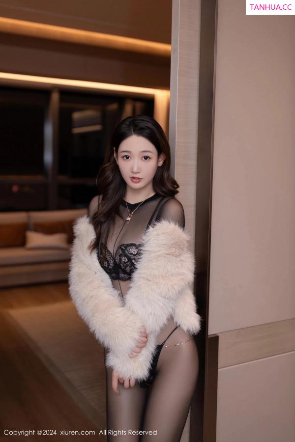 唐安琪  [XiuRen]高清写真图 2024.04.22 No.8433 唐安琪 黑丝美腿第14张图片